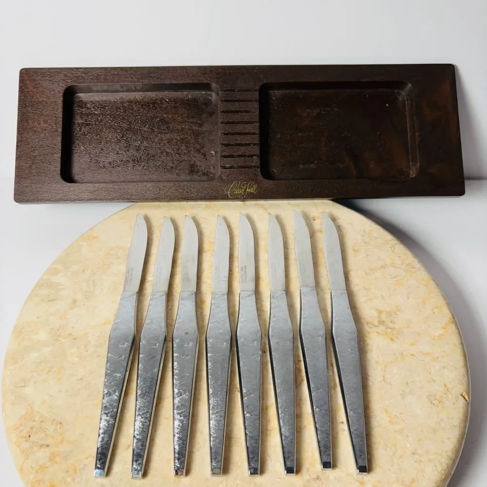 Carvel Hall Knives‎ 8 Steak Knives Stainless Steel Knives Vintage Knives